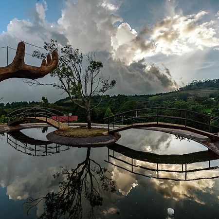 Hotel & Spa Escondite De La Montana Sabana Redonda Kültér fotó